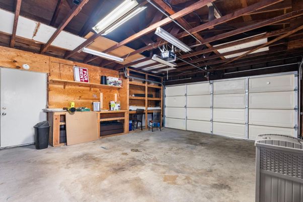 Garage, Interior, Wooden Beams, Wooden Walls
