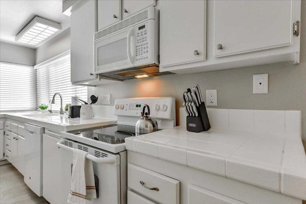 Interior, Kitchen, Tile Countertops