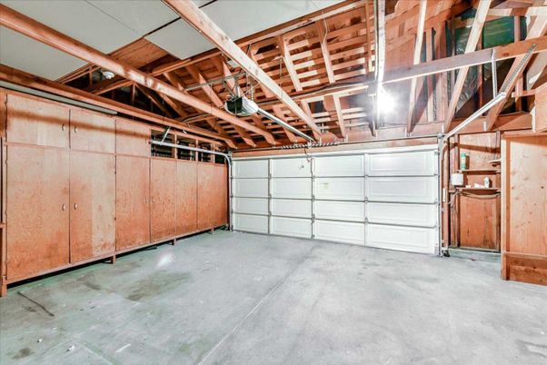 Garage, Interior, Wooden Beams, Wooden Ceilings