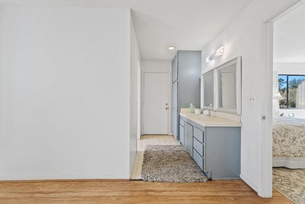 Bathroom, Interior, Recessed Lighting, Wood Texture Flooring