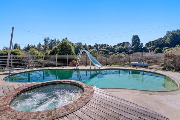 Exterior, Playground, Pool