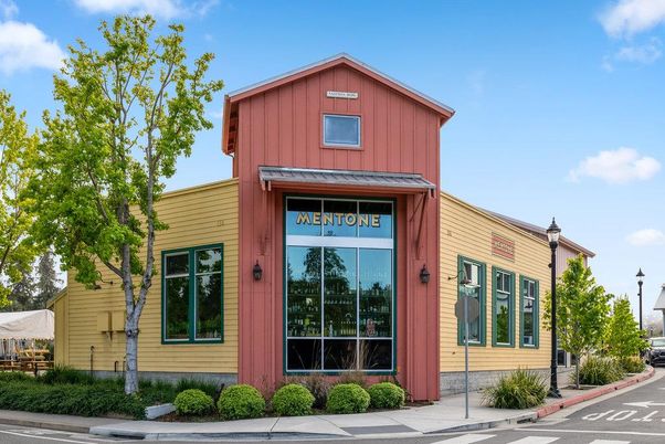 Exterior, Facade, None