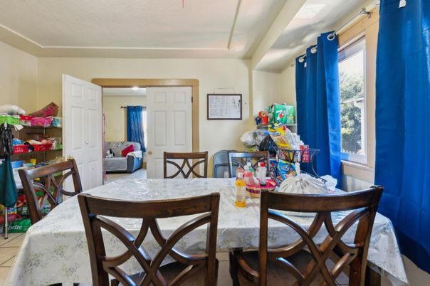 Dining room, Interior