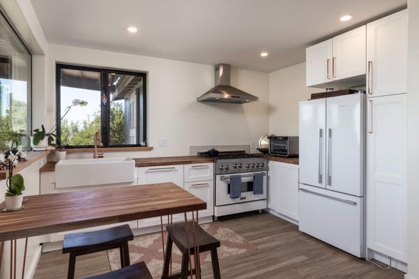 Interior, Kitchen, Recessed Lighting, Wood Texture Flooring