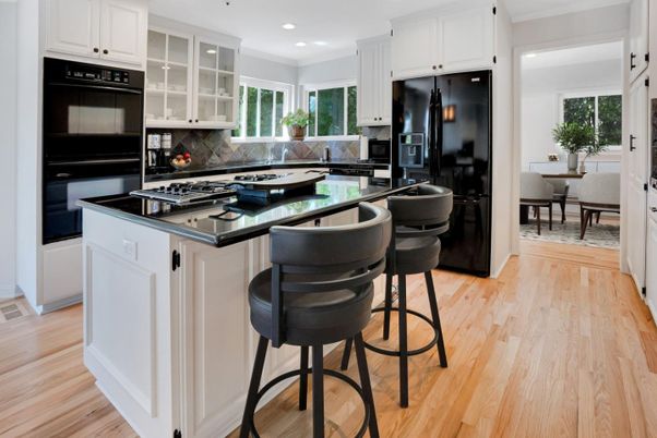 Dining room, Interior, Kitchen, Recessed Lighting, Stainless Steel Appliances, Wood Texture Flooring