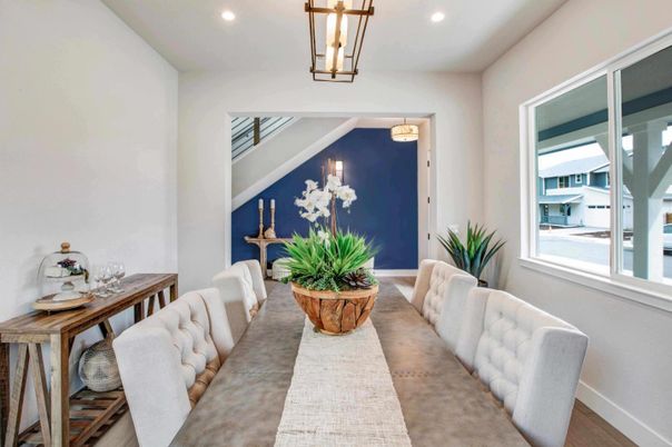 Dining room, Interior, Pendant Lights, Recessed Lighting