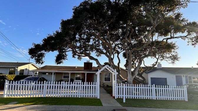 Exterior, Facade, American Craftsman