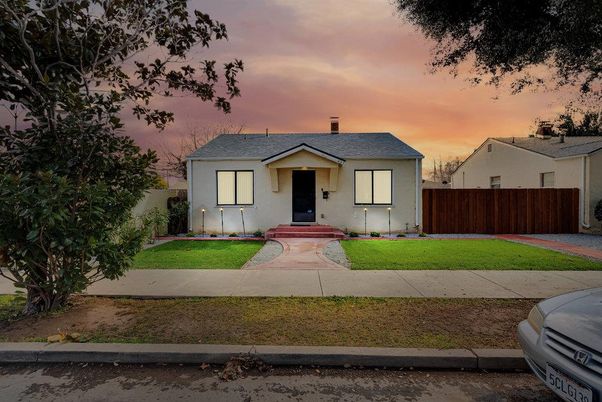 Backyard, Exterior, Facade, French Provincial