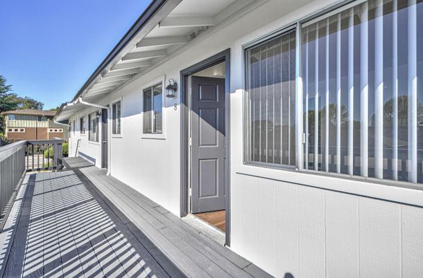 Exterior, Wood Texture Flooring