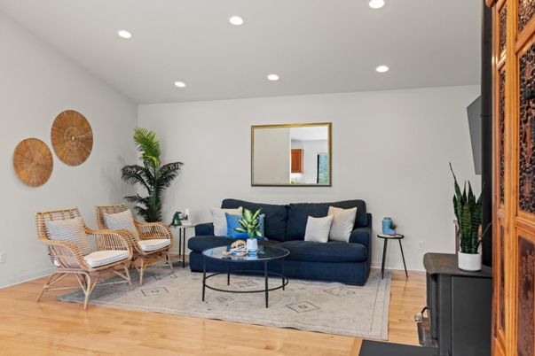 Interior, Living room, Recessed Lighting, Wood Texture Flooring