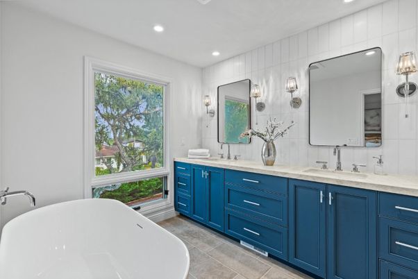 Bathroom, Dual Sink Vanities, Free Standing Baths, Interior, Recessed Lighting