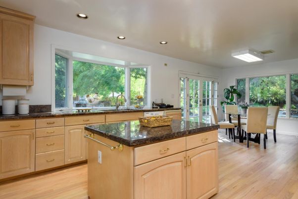 Dining room, Interior, Kitchen, Recessed Lighting, Wood Texture Flooring