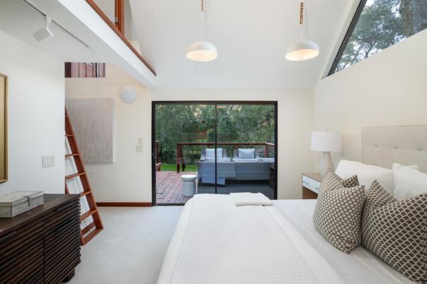 Bedroom, Interior, Pendant Lights