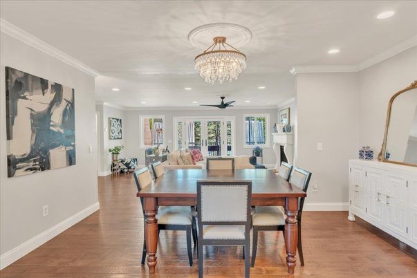 Chandelier, Dining room, Interior, Living room, Recessed Lighting, Wood Texture Flooring
