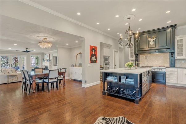 Chandelier, Dining room, Interior, Kitchen, Living room, Recessed Lighting, Wood Texture Flooring