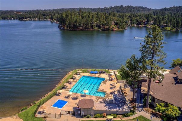 Exterior, Lake, Pool