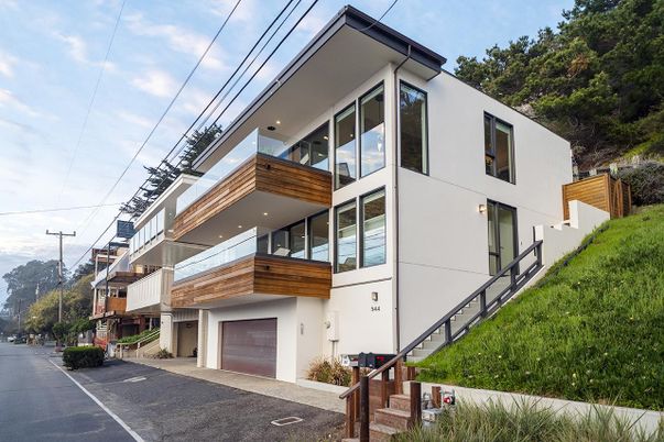 Attached, Exterior, Facade, Modern
