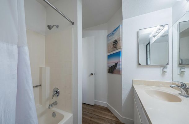 Bathroom, Interior, Wood Texture Flooring
