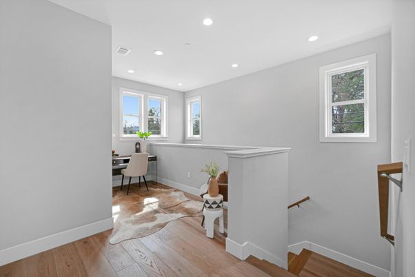 Home Office, Interior, Recessed Lighting, Wood Texture Flooring