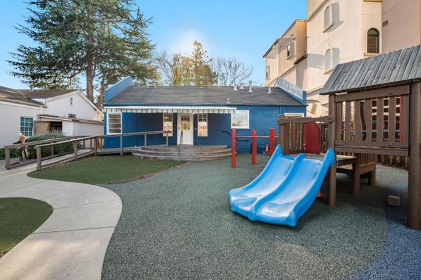 Backyard, Exterior, Playground