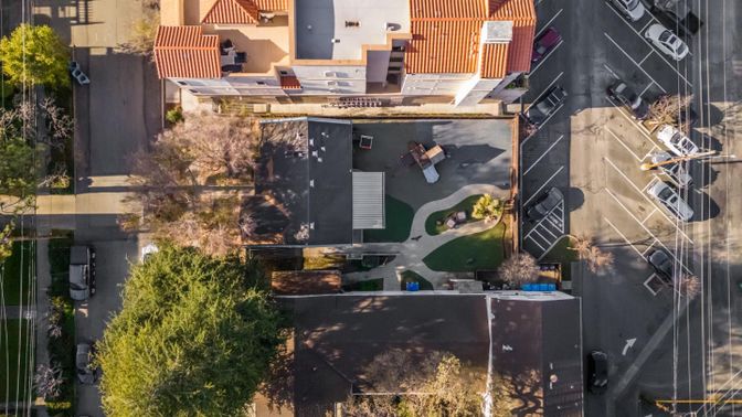 Exterior, Drone