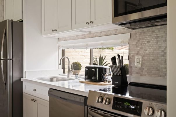 Interior, Kitchen, Stainless Steel Appliances