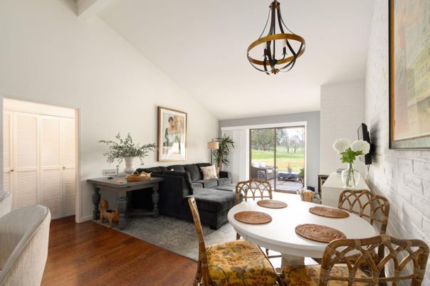 Interior, Living room, Pendant Lights, Stone Walls, Wood Texture Flooring