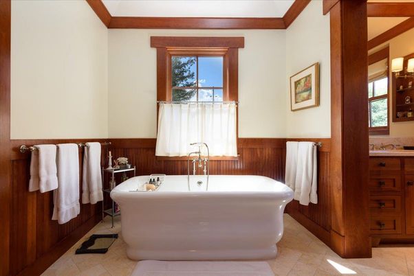 Bathroom, Free Standing Baths, Interior