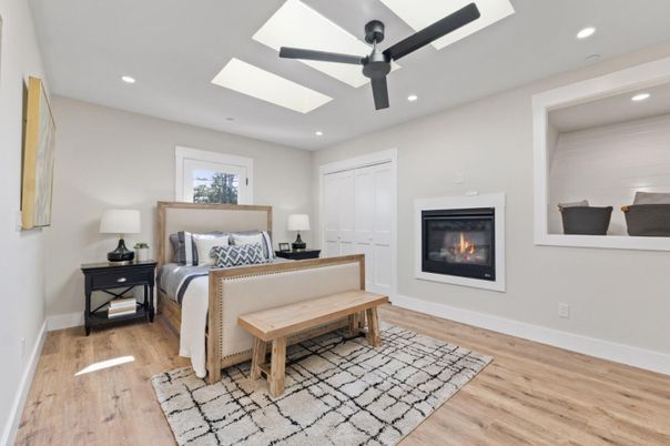 Bedroom, Fireplace, Interior, Recessed Lighting, Wood Texture Flooring