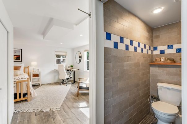 Bathroom, Home Office, Interior, Recessed Lighting, Wood Texture Flooring