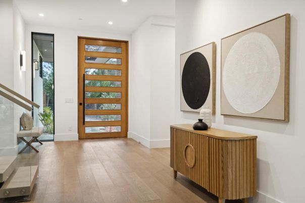 Interior, Recessed Lighting, Wood Texture Flooring