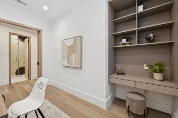 Interior, Recessed Lighting, Wood Texture Flooring