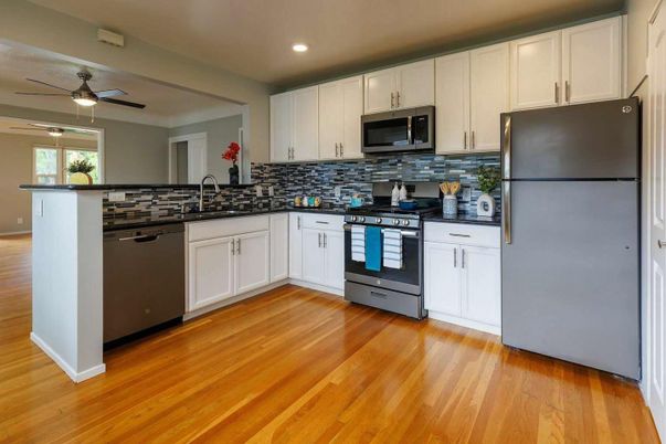 Interior, Kitchen, Recessed Lighting, Wood Texture Flooring
