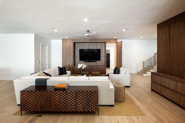 Interior, Living room, Recessed Lighting, Wood Texture Flooring