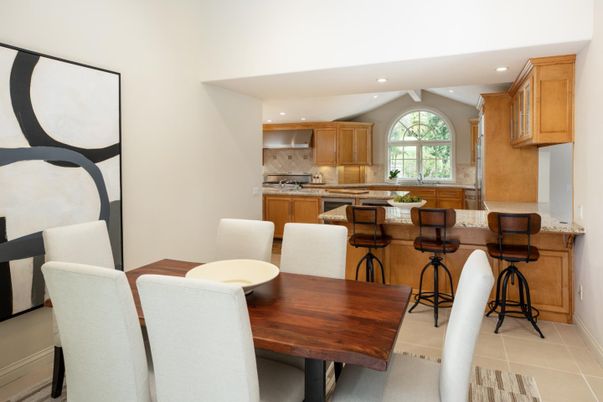 Dining room, Interior, Kitchen, Recessed Lighting, Stainless Steel Appliances