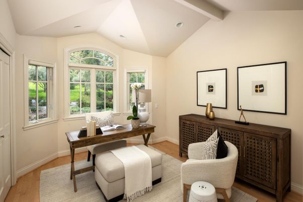 Home Office, Interior, Recessed Lighting, Wood Texture Flooring