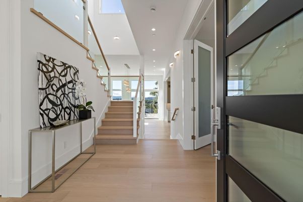 Interior, Pendant Lights, Recessed Lighting, Wood Texture Flooring
