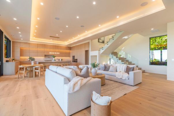 Dining room, Interior, Kitchen, Living room, Pendant Lights, Recessed Lighting, Stainless Steel Appliances, Wood Texture Flooring