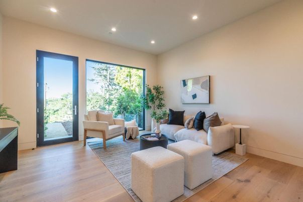 Interior, Living room, Recessed Lighting, Wood Texture Flooring
