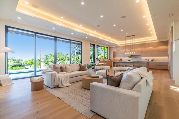 Interior, Kitchen, Living room, Pendant Lights, Recessed Lighting, Wood Texture Flooring