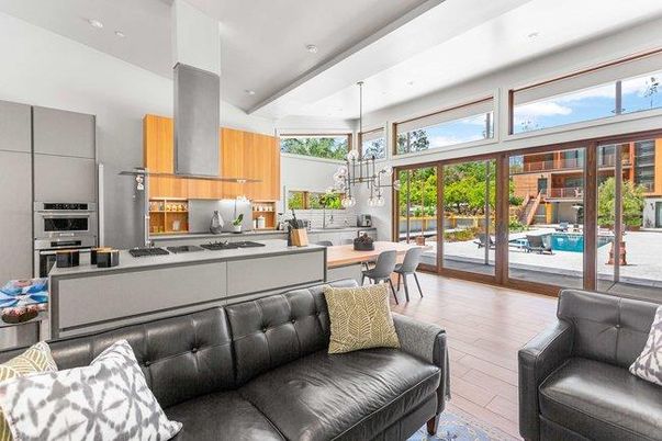 Dining room, Interior, Kitchen, Living room, Pendant Lights, Recessed Lighting, Stainless Steel Appliances, Wood Texture Flooring