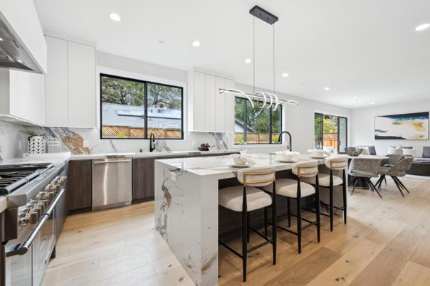 Dining room, Interior, Kitchen, Pendant Lights, Recessed Lighting, Stainless Steel Appliances, Wood Texture Flooring