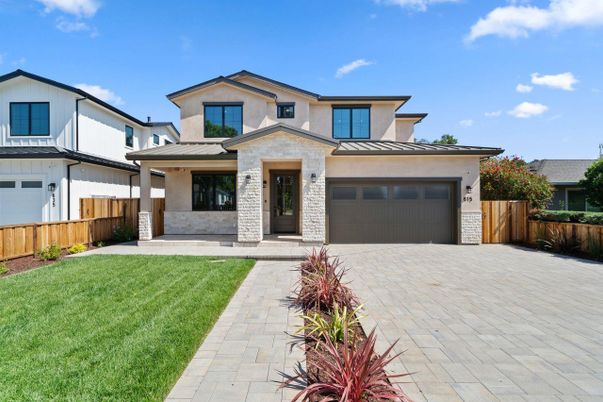 Attached, Exterior, Facade, Modern