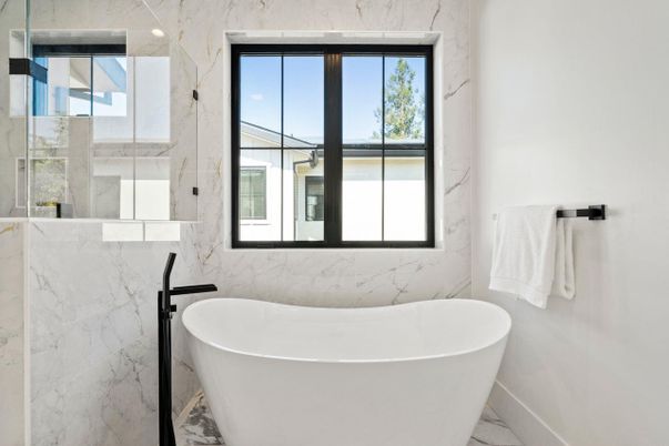 Bathroom, Free Standing Baths, Interior, Marble, Marble Walls