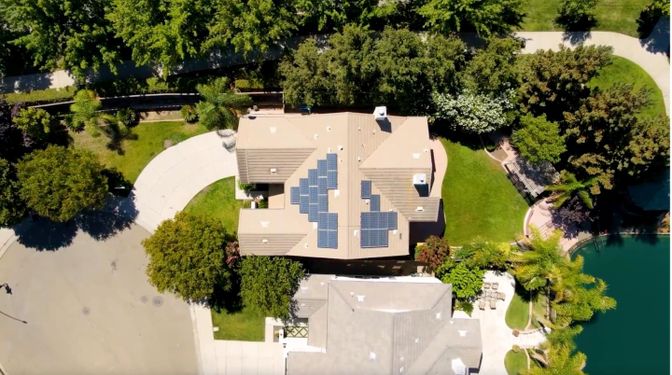 Exterior, Drone