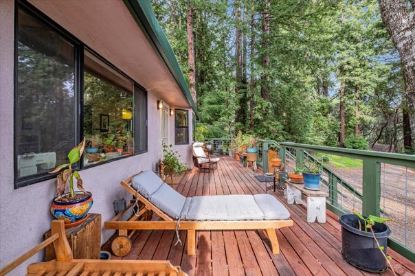 Exterior, Wood Texture Flooring