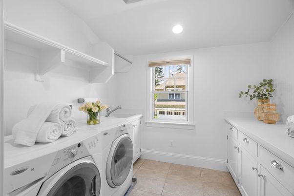 Interior, Recessed Lighting, Washer