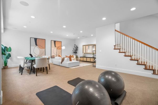 Dining room, Interior, Living room, Recessed Lighting