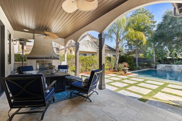 Exterior, Fireplace, Pool