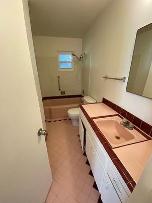 Bathroom, Dual Sink Vanities, Interior, Tile Countertops